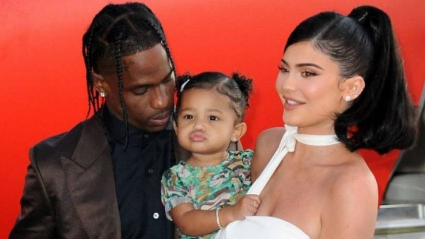 Travis scott, Kylie Jenner y su hija Stormi se reúnen para una especial causa