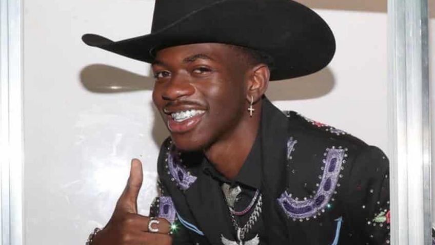 VIDEO: Lil Nas X sorprende a los invitados de una boda en Disney World