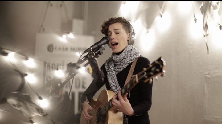 Ingrid Löw deja atrás sus miedos y da un salto a la música pop en el mundo