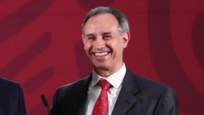 "Agradezco la atención de todo el personal": Así recibe López-Gatell la vacuna contra Covid-19