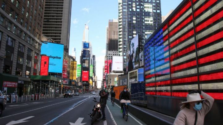 Tras crisis por coronavirus, NY prepara reapertura económica en tres regiones