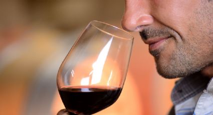 El vino tinto es un buen antioxidante y ayuda a prevenir enfermedades del corazón