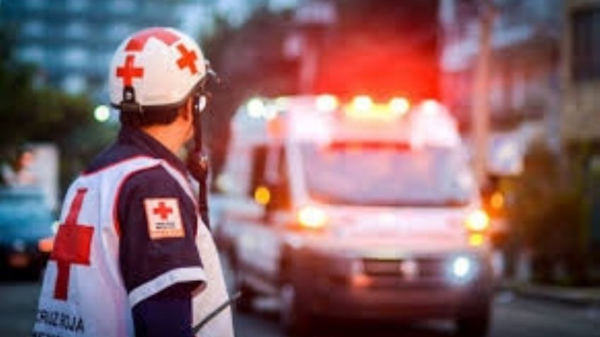 Familiares de sospechoso de Covid-19 agreden a paramédicos de Cruz Roja