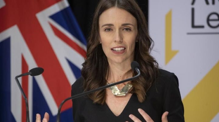 (VIDEO) La sorprendente calma de primer minsitra de Nueva Zelanda durante sismo de 5.6