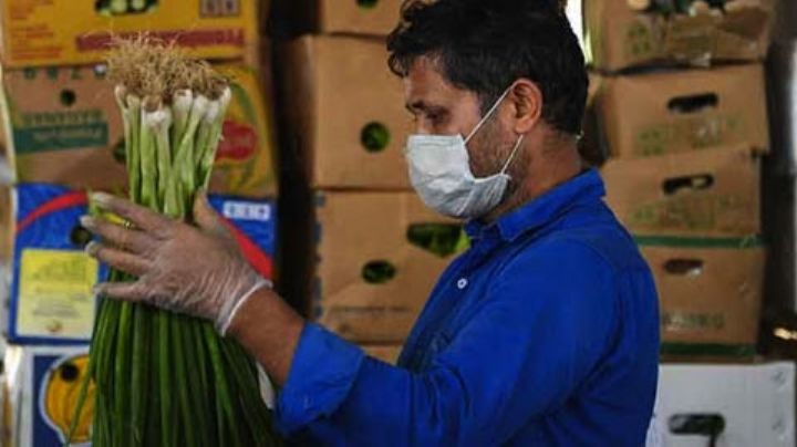 López-Gatell: "En semáforo rojo no puede ir a trabajar si no es una actividad esencial"