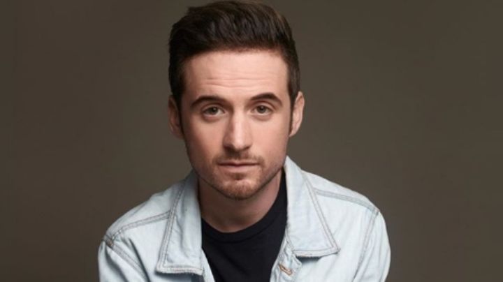 Actor de 'Club de Cuervos' aclara si tiene enemistad con Belinda tras trabajar juntos