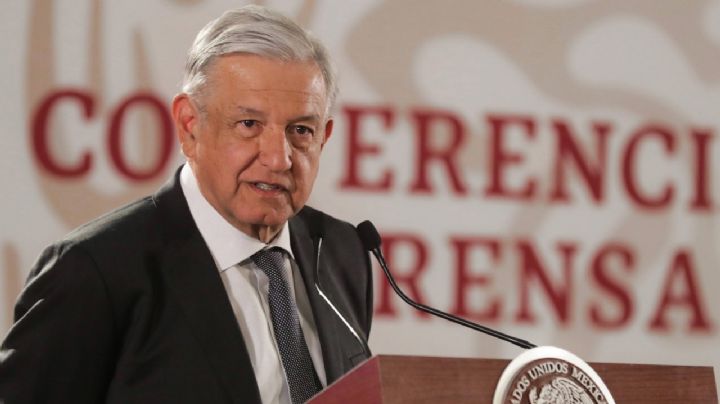 La aprobación de AMLO, en picada; solo el 46% de los mexicanos lo apoyan