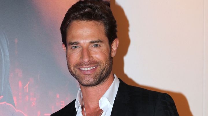 Sebastián Rulli enciende las redes sociales con tremenda FOTO donde luce su figura