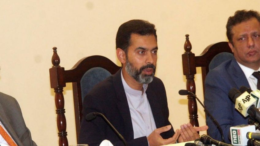 "El aislamiento por Covid-19 es un lujo de ricos": Jefe del Banco Central de Pakistán