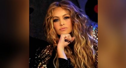 Paulina Rubio es criticada en redes por usar un extravagante atuendo invernal en Hermosillo