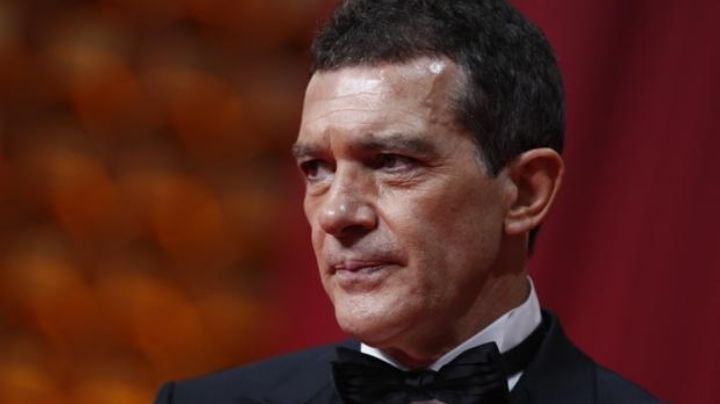 En su cumpleaños 60, Antonio Banderas anuncia que tiene Covid-19