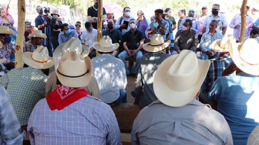 Otra reunión que fracasa entre INPI y Yaquis; 79 mil libros están detenidos por bloqueo