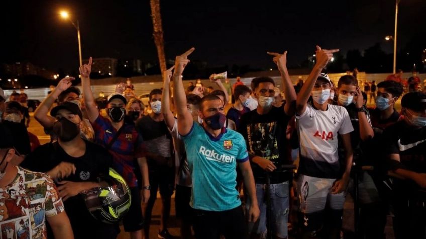 VIDEO: Fans del Barcelona ingresan al Camp Nou y exigen renuncia de Bartomeu