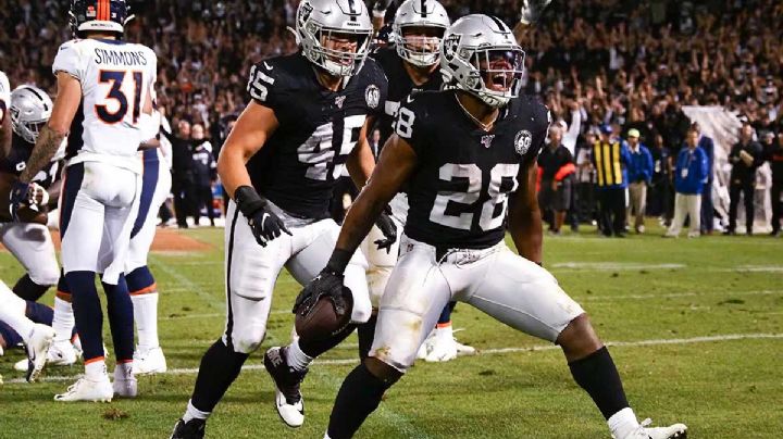 Raiders jugará su primera temporada en Las Vegas sin aficionados