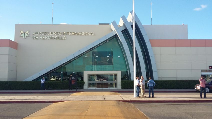 Hermosillo: Avión aterriza de emergencia en aeropuerto; pasajero trató de quitarse la vida