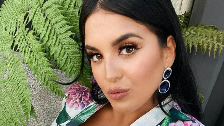 Curvy Zelma desata locura en Instagram con radiante vestido naranja