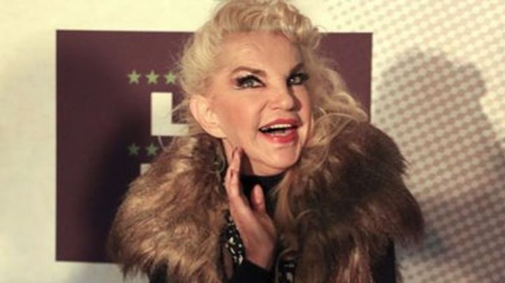 Yolanda Andrade, Lyn May y demás artistas presentes en cortejo fúnebre a Wanda Seux