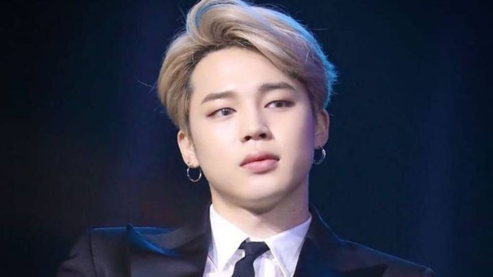 Jimin del grupo BTS celebra junto a sus fanáticos su aniversario en la industria del K-Pop
