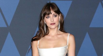 ¡Consigue una mirada de impacto! Este es el secreto de Dakota Johnson para unas pestañas largas