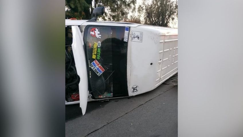 Volcadura de unidad del transporte público deja heridos a siete pasajeros en Nezahualcóyotl