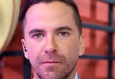 Foto ilustrativa de nota ¿Está grave? Conductor de 'Sale el Sol' sufre accidente de auto; esto se sabe de su estado de salud