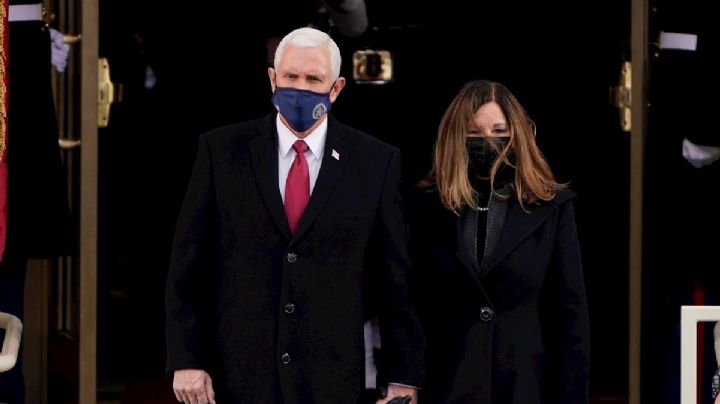 Elogian en redes sociales a Mike Pence por asistir a toma de protesta de Joe Biden