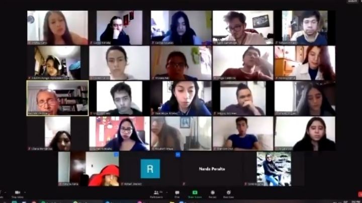 VIDEO: Maestro de la UNAM demuestra apatía con alumna enferma de Covid-19