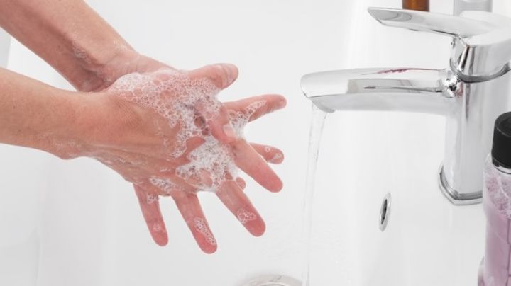 ¡Cuidado! El lavado de manos genera bacterias en el lavabo de tu hogar