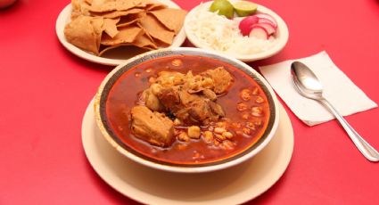 ¡Lo hacían con carne humana! Conoce la aterradora historia detrás del tradicional pozole