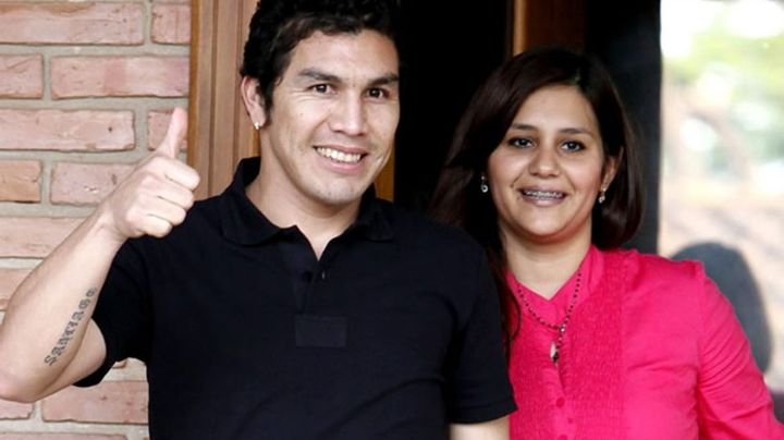 Salvador Cabañas: A 11 años del atentado, esto hace su exesposa para sobrevivir