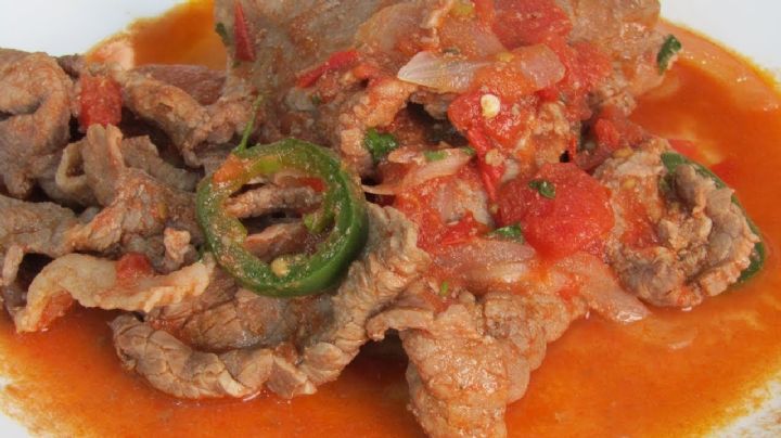¡Más fácil, imposible! Esta receta de bistec a la mexicana con cerveza te fascinará