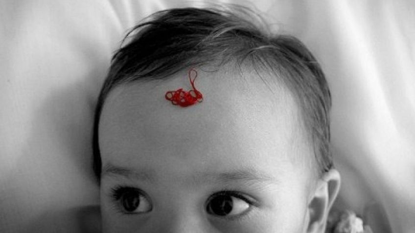 El mito del hilo rojo para curar el hipo en bebés: ¿Verdad o Mentira?