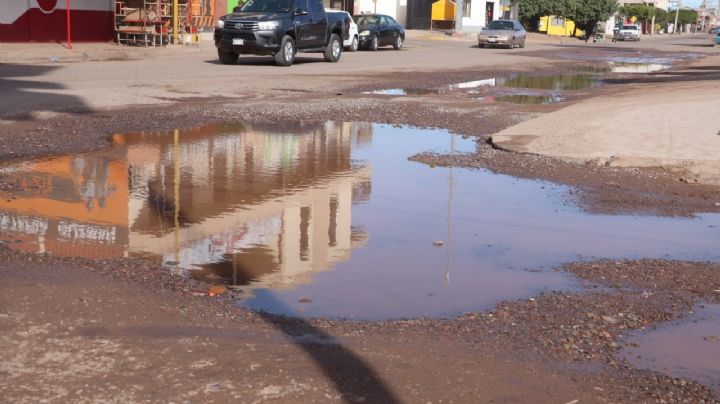 Habitantes de la colonia Primavera, sin pavimentación y con problemas de drenaje