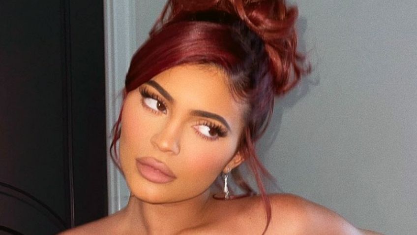 Sol y calor: Kylie Jenner sorprende con impactantes fotografías desde la piscina