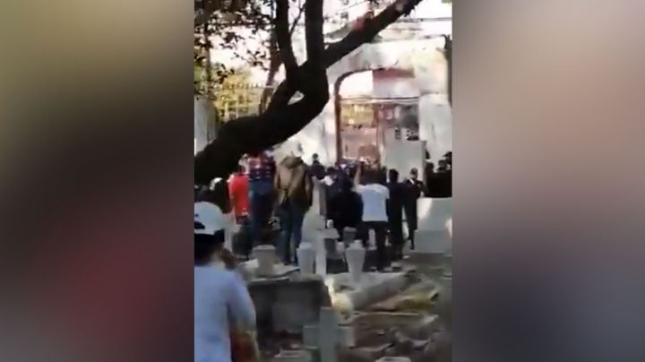 Se desata trifulca en pleno sepelio de un menor que fue asesinado a balazos