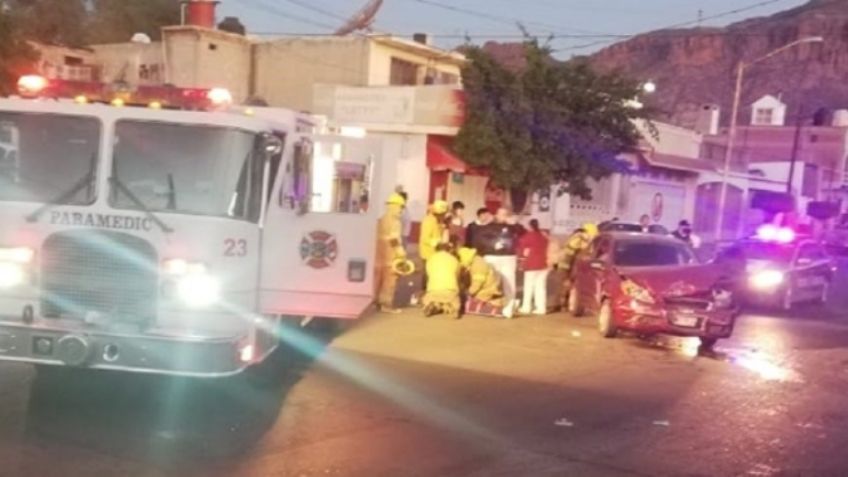 Guaymas: Fuerte accidente vehicular en el Centro deja saldo de un lesionado