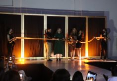 Foto ilustrativa de nota Inauguran sucursal del salón de belleza, Ana Armas Salón, en la colonia Bellavista