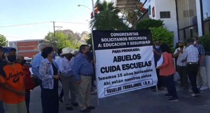 Hermosillo: Abuelos Trabajando se manifiestan en el Congreso; exigen apoyos para reactivar programa