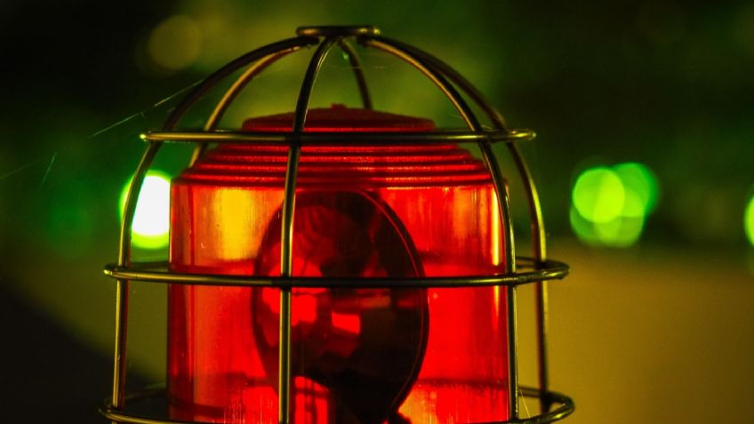 Pánico en Sonora: Con chófer a bordo, tráiler en Hermosillo se incendia en plena madrugada