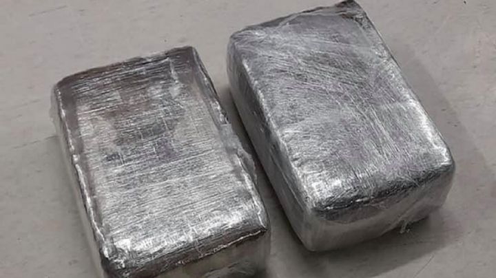 Localizan nueve kilos de mariguana en vehículo abandonado en Oquitoa; no hay detenidos