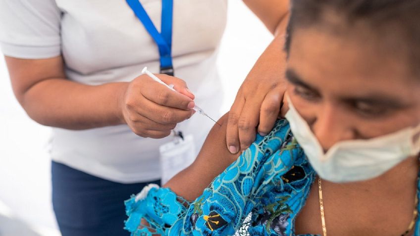 Covid-19: ¿Las vacunas de refuerzo provocan cáncer de mama? Esto responden los expertos