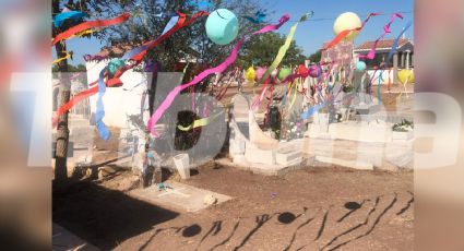 Con flores y globos en tumbas de infantes, cajemenses celebran el Día de todos los Santos