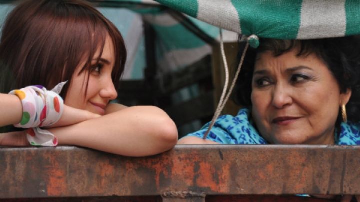 Tras enterarse de cayó en coma, Dulce María envía conmovedor mensaje a Carmen Salinas