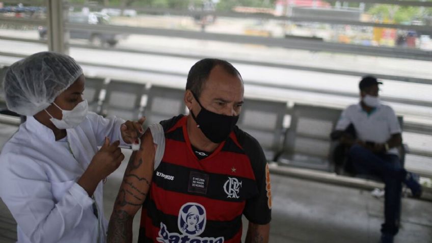 Empresas en Brasil podrán despedir a empleados que no presenten certificado de vacunación