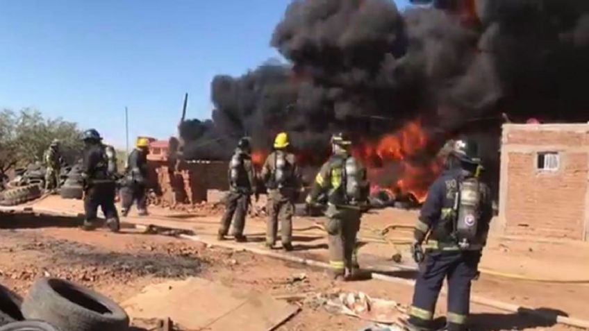 Miles de llantas arden al poniente de Hermosillo; genera humo visible por la ciudad