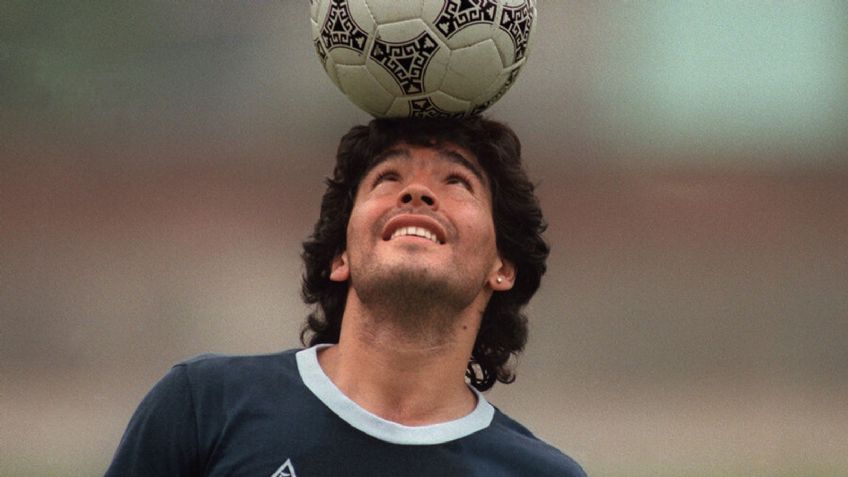 Familia, gremio del futbol y aficionados recuerdan a Diego Armando Maradona a un año de su muerte