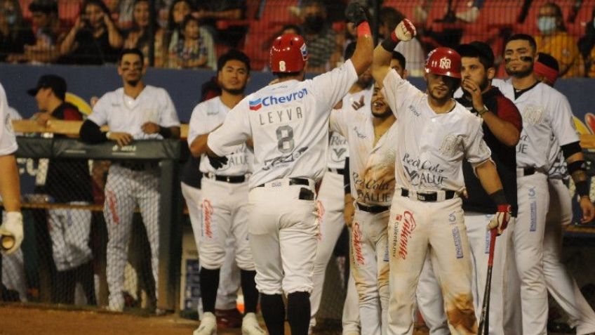 Los Mayos maltratan a los Naranjeros de Hermosillo y no bajan de la cima de la LMP