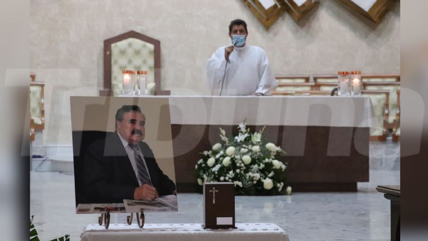 Familiares, amigos y lectores dan último adiós a Mario Rivas en Ciudad Obregón