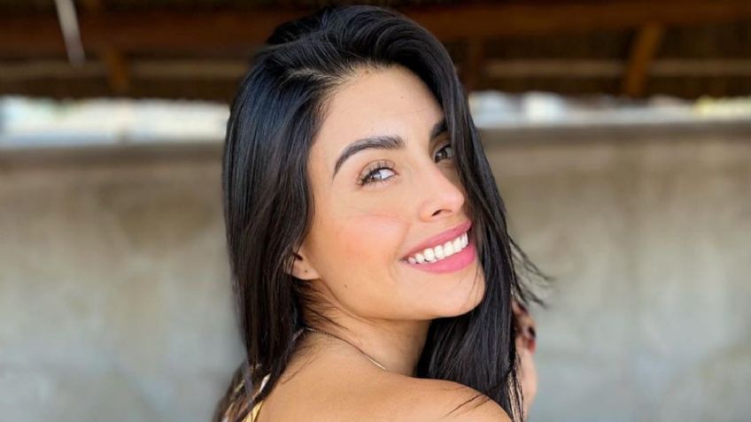 Kristal Silva, conductora de TV Azteca, se va a la playa y modela tremendo bañador negro
