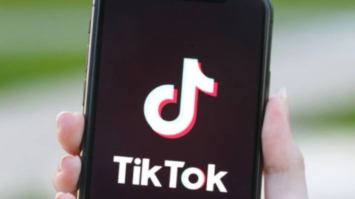 Rescatan a adolescente cautiva gracias a señal S.O.S, popular en TikTok